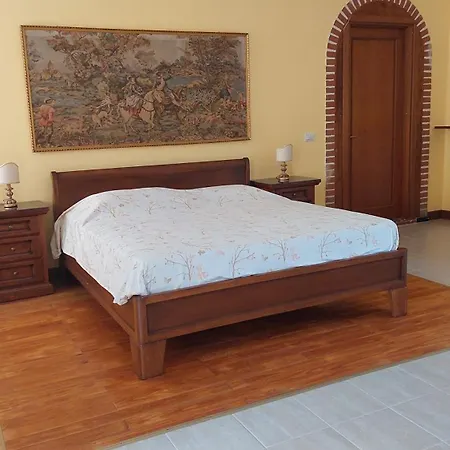 Eli's House Apartament *